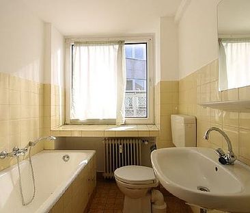 STUDENTEN AUFGEPASST! SCHICKES APARTMENT MIT NEUEM BAD AUF DER HOCH... - Photo 4