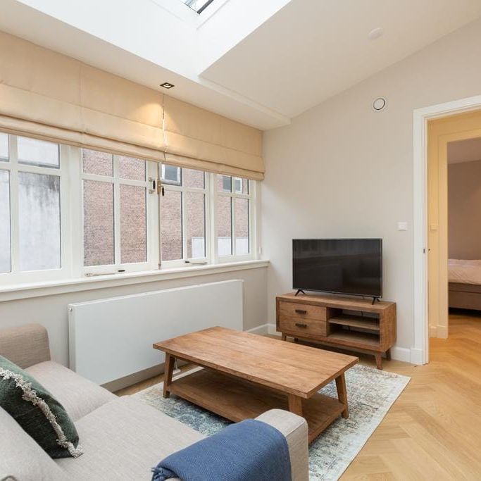 Appartement te huur: Molenstraat 5-C 2513 BH Den Haag - Photo 1