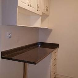 Renovated 1-bedroom - On SUBWAY Line - Photo 4