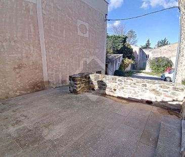 Centre village maison T3 restaurée avec cour et vue imprenable, - Photo 6