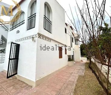 Alquiler de chalet adosado en El Alamillo - Photo 6