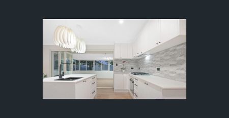 Massive Block with Modern Luxury Finish! - Photo 4