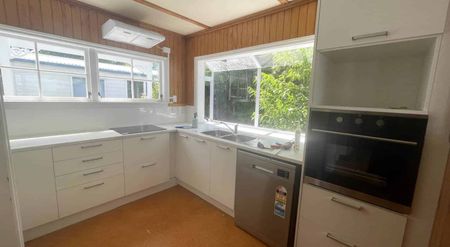 Harbour View Homestead: Available to Rent for ... - Photo 3