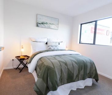 Modern Apartment Living - Water Included - Photo 4