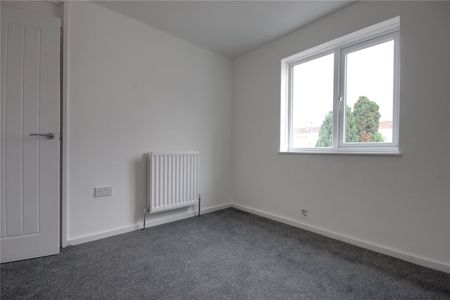 3 bed terraced house to rent in Hunwick Walk, Stockton-on-Tees, TS19 - Photo 5