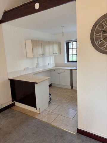 3 bedroom detached house to rent - Photo 4