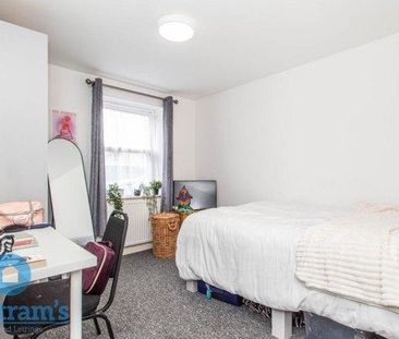 4 bedroom house share to rent - Photo 1