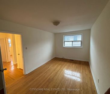 Townhouse For Lease | E8118624 - Photo 6