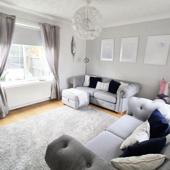 2 bedroom semi-detached house to rent - Photo 1