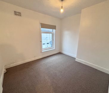 Hull, Avenue Crescent - Photo 3