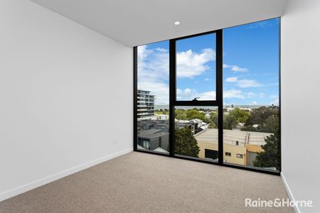 601/29 Waterline Place, Williamstown, VIC 3016 - Photo 3