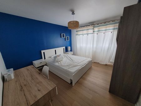 Location Appartement 3 pièces 73m² LOOS 59120 - Photo 3