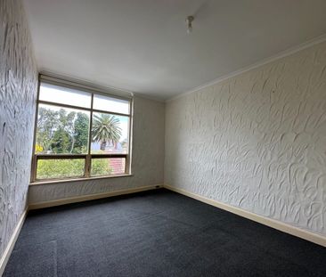 Beachside Living – 2 Bedroom Rental in Prime Glenelg Location - Photo 6