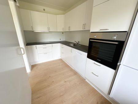 Lys og dejlig 2-værelses lejlighed med terrasse - Photo 4