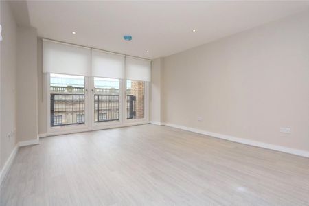 1 bedroom penthouse to rent - Photo 2