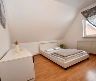 Singles aufgepasst! - Kleine Mietwohnung mit Einbauküche und Loggia... - Photo 1