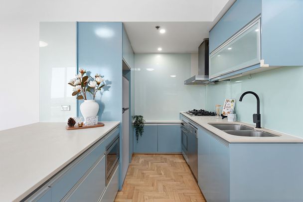 Rare Multi-level Penthouse With Ocean And City Vistas - Photo 1