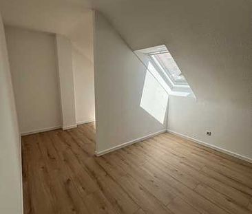 Exklusive, vollständig renovierte 2,5-Zimmer-Wohnung mit Balkon und EBK in Mannheim - Foto 1
