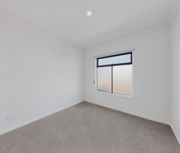 101 Prudence Parade, Point Cook VIC 3030 - House For Rent | Domain - Photo 1