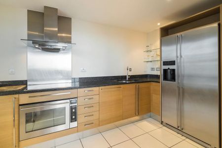 3 bedroom apartment to rent - Photo 5