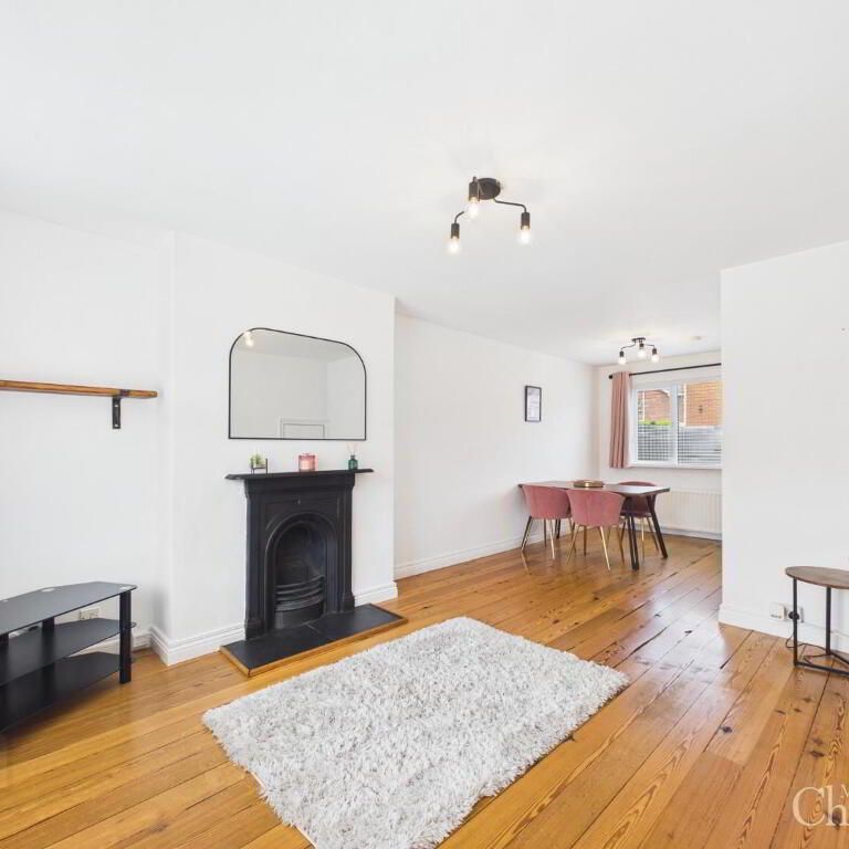 26 Muskett Gardens, Carryduff, Belfast, BT8 8QW - Photo 1