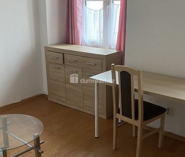 Pronájem bytu 1+kk 15 m² - Photo 1