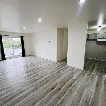 4 1/2 à louer La Prairie 1500$ dès maintenant - Photo 3