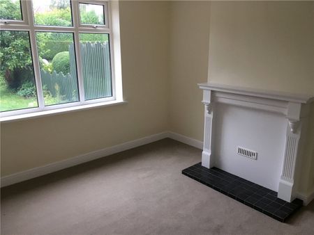 Available now, 14 Filey Avenue is a beautifully presented, five bedroomed, semi-detached property located only a short walk away from Ripon Grammar School. - Photo 2