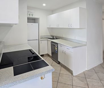 The Terrace Apartment Living - Photo 2