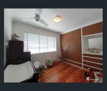 THREE BEDROOM HOME - Photo 5