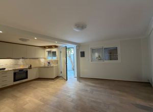 Studio/Γκαρσονιέρα για ενοικίαση - Άλιμος, - Φωτογραφία 1