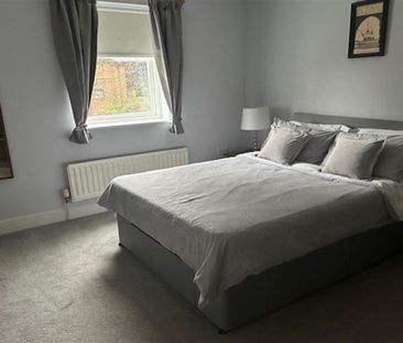 3 bedroom flat to rent - Photo 1