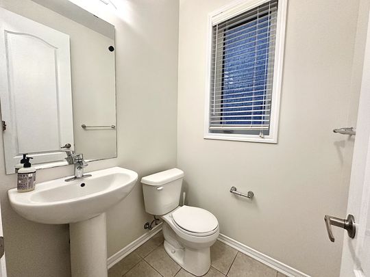 For Lease - 30 Sumac Drive, Haldimand, Ontario - Photo 1