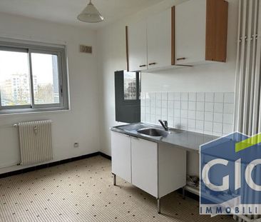 Location Appartement 2 pièces 47m² - Photo 3