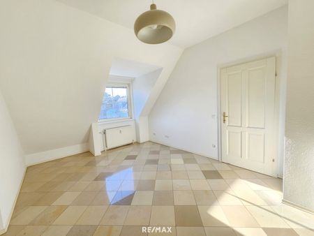 DACHGESCHOSS - TERRASSE MIT ca.7,45m² - GRÜNBLICK - SÜD-AUSRICHTUNG - RUHIG - HETZENDORF - MIETE INKLUSIVE GARAGENPLATZ - Foto 4