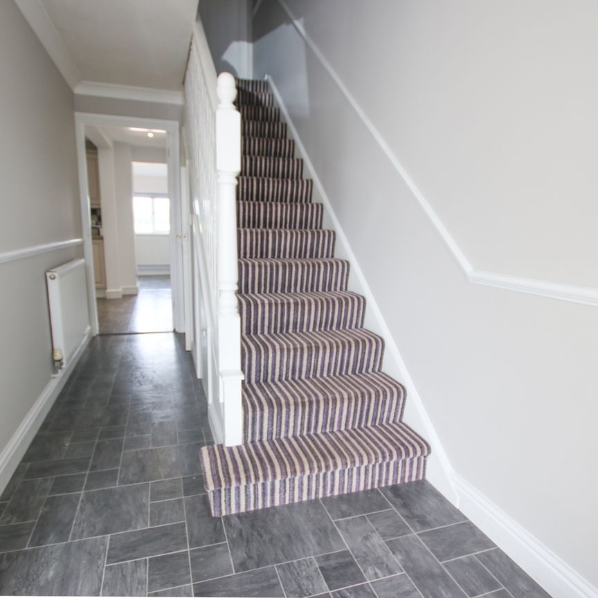 3 bedroom Terraced for rent - Photo 1