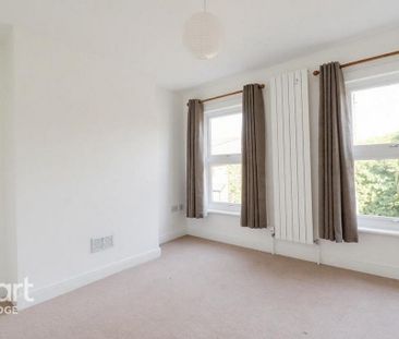 3 bedroom terraced house to rent - Photo 6