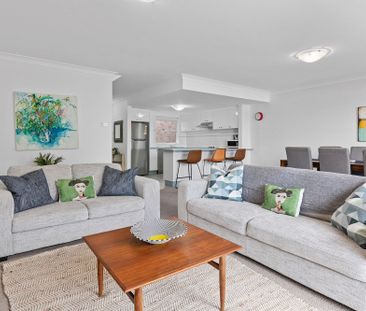 3/10 Tomaree Street, Nelson Bay NSW 2315 - Townhouse For Rent | Domain - Photo 4
