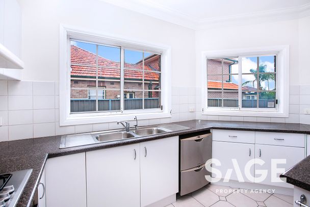 1/76 Mimosa Street, Bexley NSW 2207 - House For Rent | Domain - Photo 1