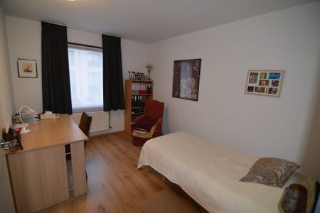 Ruim appartement in het centrum van Turnhout - Photo 3