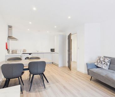 2 bedroom apartment to rent - Photo 2