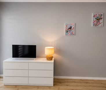 Apartamentowiec | Po remoncie | PKP 7 minut - Zdjęcie 2