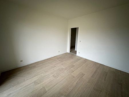 Volledig gerenoveerd 2 slpk appartement. - Foto 4