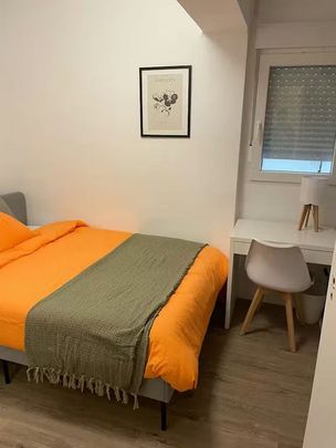 Carrer Joaquín Navarro, Valencia, Valencian Community 46017 - Photo 1