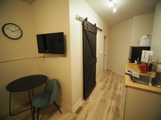 For Lease - 210 Wilson Street Unit# D, Hamilton, Ontario - Photo 1