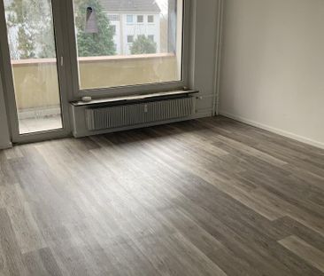 Wohnen nahe der Nordbahntrasse! Renovierte Erdgeschoss-Wohnung am Rott - Photo 4