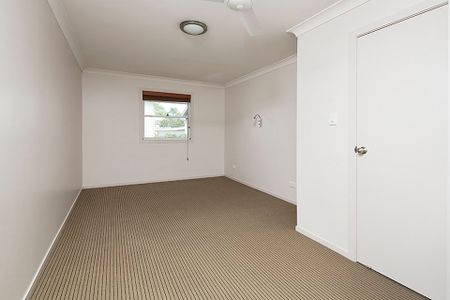 2/126 Grenfell Street, - Photo 4