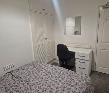 Room in a Shared House, Filton Avenue, BS7 - Photo 1