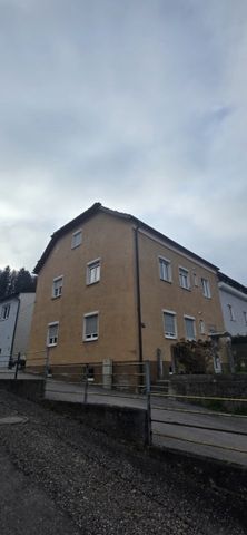 Helle Dachgeschoßwohnung in Linz: 3 Zimmer, Balkon und moderne Ausstattung! - Photo 2