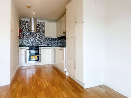 1 bedroom apartment to rent - Photo 2